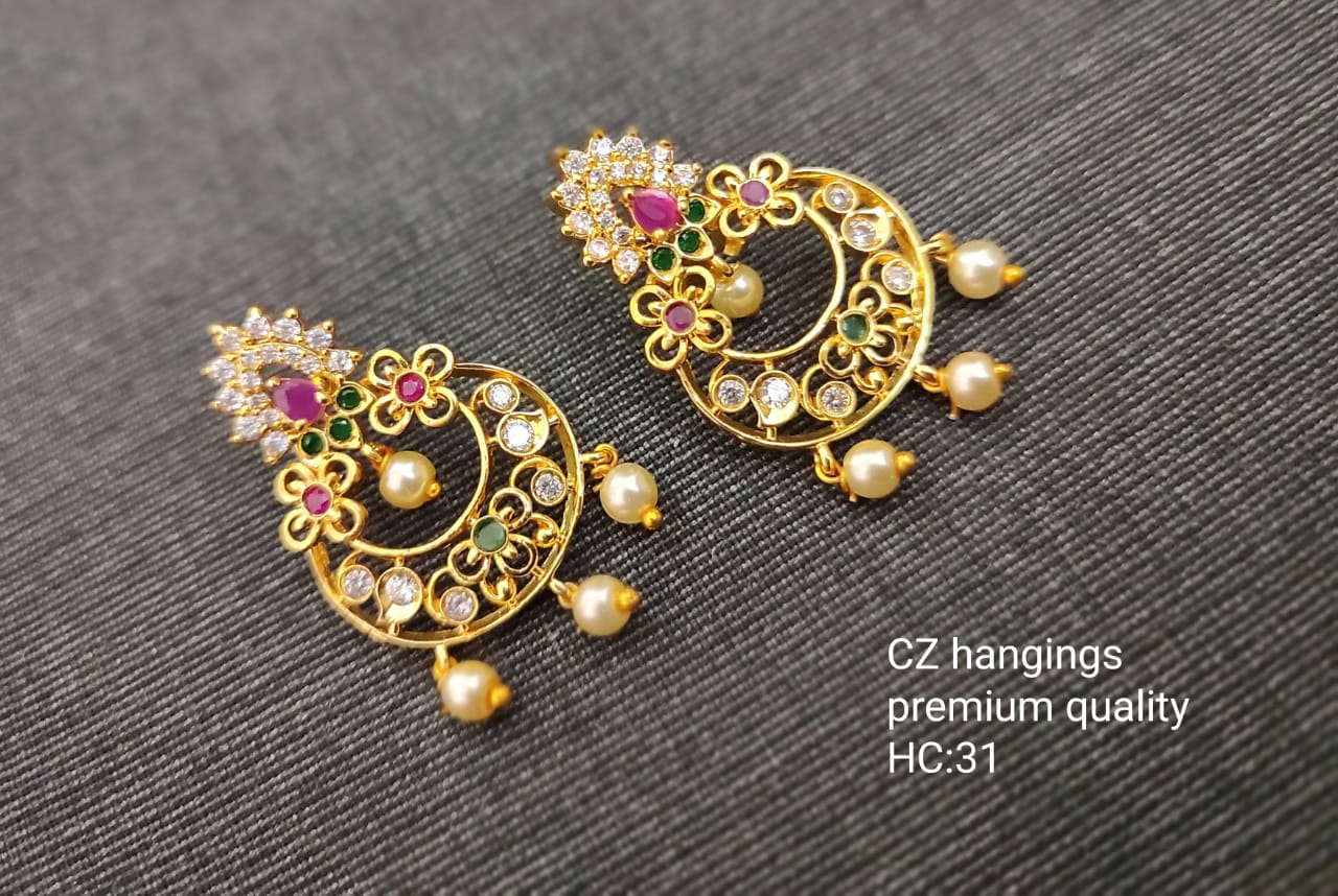 Buy quality 22KT Cz Gold Classic Earring LFE303 in Ahmedabad