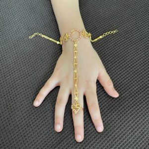 Heart Shaped Gold Finger Ring Bracelets Beaded Hand Chain