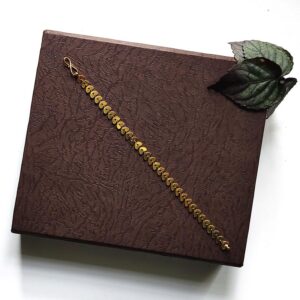 Very Simple Flat Love Heart Design Linking Daily Wear Bracelets for Girls and Kids
