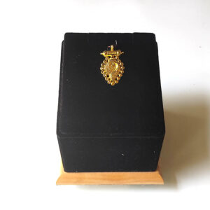 Latest Shanku Om Thali Ellasu Designed Locket - Beautiful Hindu Wedding Locket