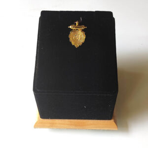 Leaf Thali Locket for Kerala Wedding - Simple Designed Kalayan Elassu OM Kerala Mangalsutra