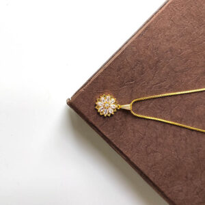 Lotus Flower Necklace White Stone Classic Designer Jimikki Teenage Jewellery with Nice Box Chain Necklace