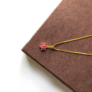 Dainty Flower Diamond Necklace - Round Flower Shaped Classic Gold Plated Pendant Necklaces with Nice Box Chain for Girls and Women