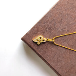 Young Lady Fashion Jewelry - Multi White Stone Designer Pendant Necklace