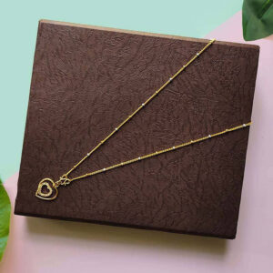 Lovely Pendant White Multi-Stone Designed Heart Shaped Couple Style Necklace with Small Gold Bead Belted Curb Chain Necklace for Kids Girl and Women