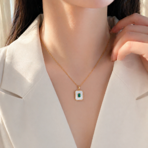 Green Stone Pendant Necklace