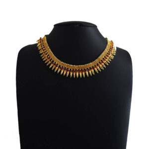 Mullamottu Mala Traditional - Short Jasmin Bud  Necklace with Maroon Diamond  Neck Style