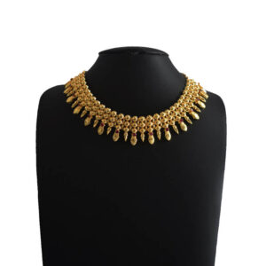 Mullamottu Mala Traditional   - Combination of  Verity of Jasmin Bud with Maroon Diamond  Neck Style