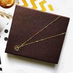 Love to Love Pendant Fashion Necklace Heart Shaped Small White Multi Diamond Stone Narrow Box Belted Curb Chain Simple Necklace for Teenage Girls and Women