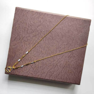 Lite Weight leaf Step Modern Chain Simple Double Half Style Love Pendant Necklace for Girls and Women